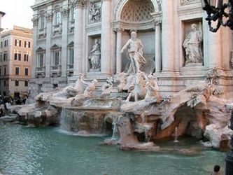 イタリア、トレヴィの泉