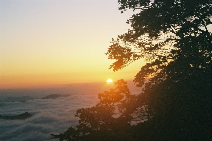 大峰山、龍泉寺宿坊、日の出