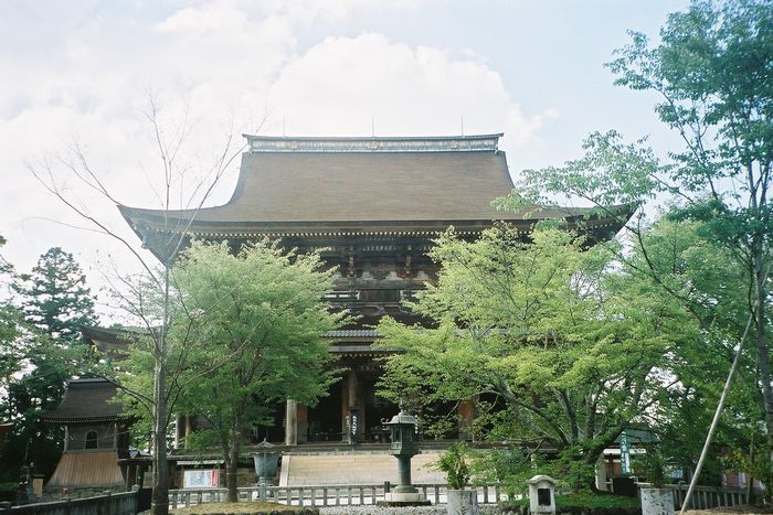 大峰山、蔵王堂～銅の鳥居、蔵王堂